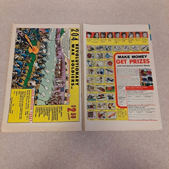 Looney Tunes Gold Key Vintage Gold Key Comics Lot of 2 - Picture 3 of 5